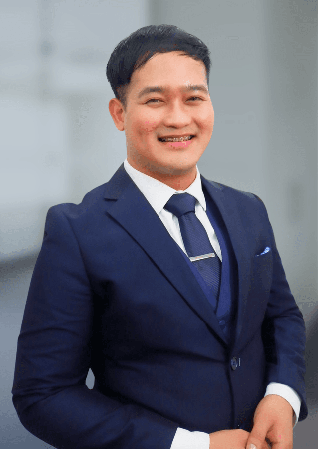 Christopher Reyes